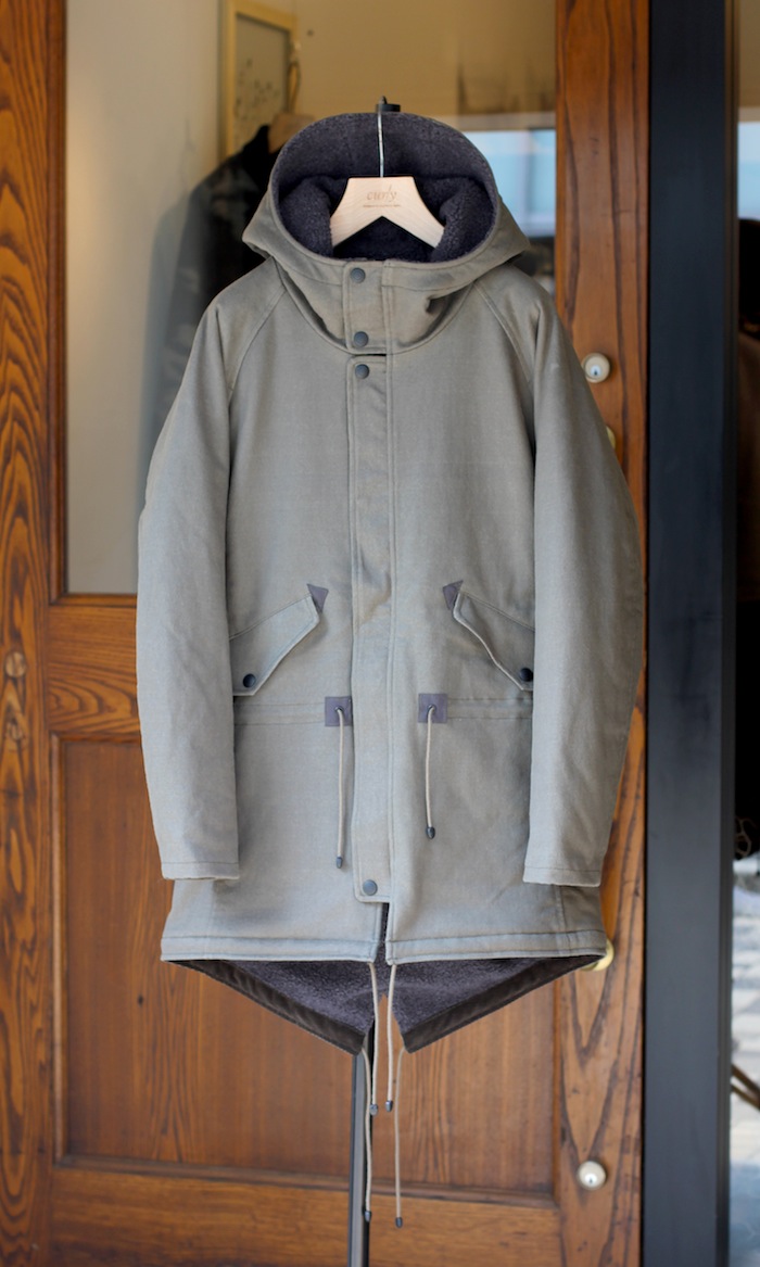 CRACKED TRIPLET PARKA