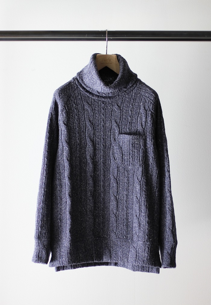 CABLE TURTLE NECK