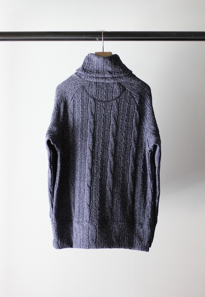 CABLE TURTLE NECK