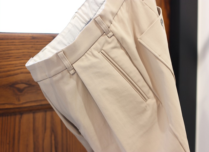 BLANK TROUSERS（¥19,000+TAX）