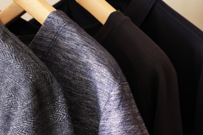 DARK COLOR FOR SUMMER