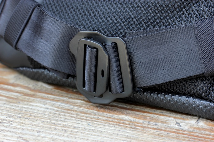 Alchemy Equipment -30L ZIP ACCES DAYPACK-