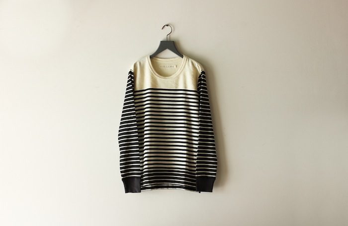 LS CONFUSED BORDER TEE