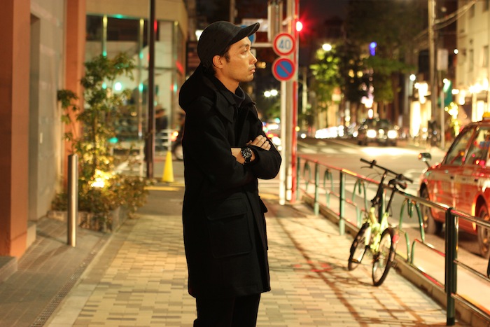 ATMOSPHERE COAT STYLE IN THE NIGHT