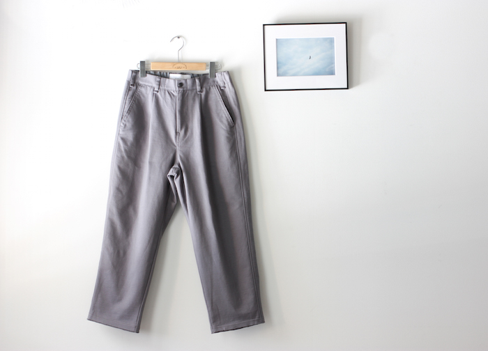 BRIGHT WIDE TROUSERS