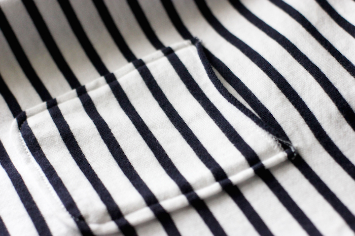 LS BRIGHT BORDER TEE