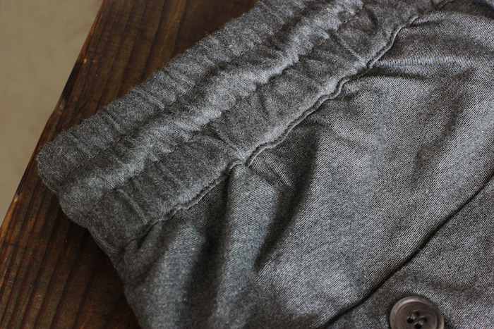 day by day -CLOUDY EZ TROUSERS-