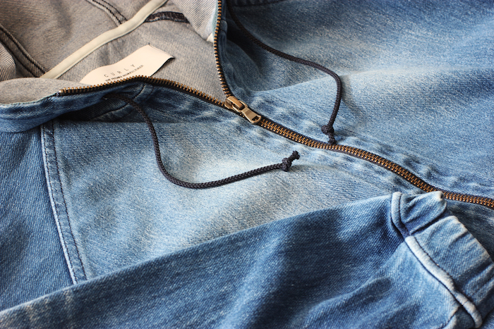 DAY BY DAY -MAZARINE TROUSERS-