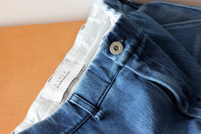 DAY BY DAY -MAZARINE TROUSERS-
