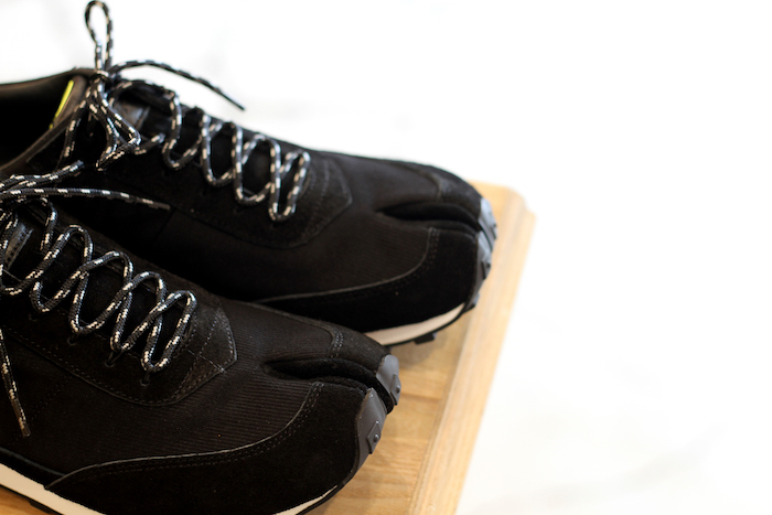 SPLIT TABI TRAINER collaborated with Lafeet