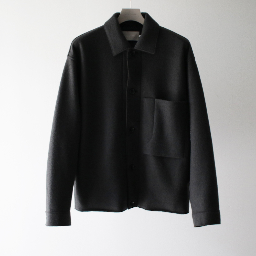 COMPRESSED WOOL CROPPED JACKET | JOURNAL | The Weft CURLY&Co. HEAD STORE