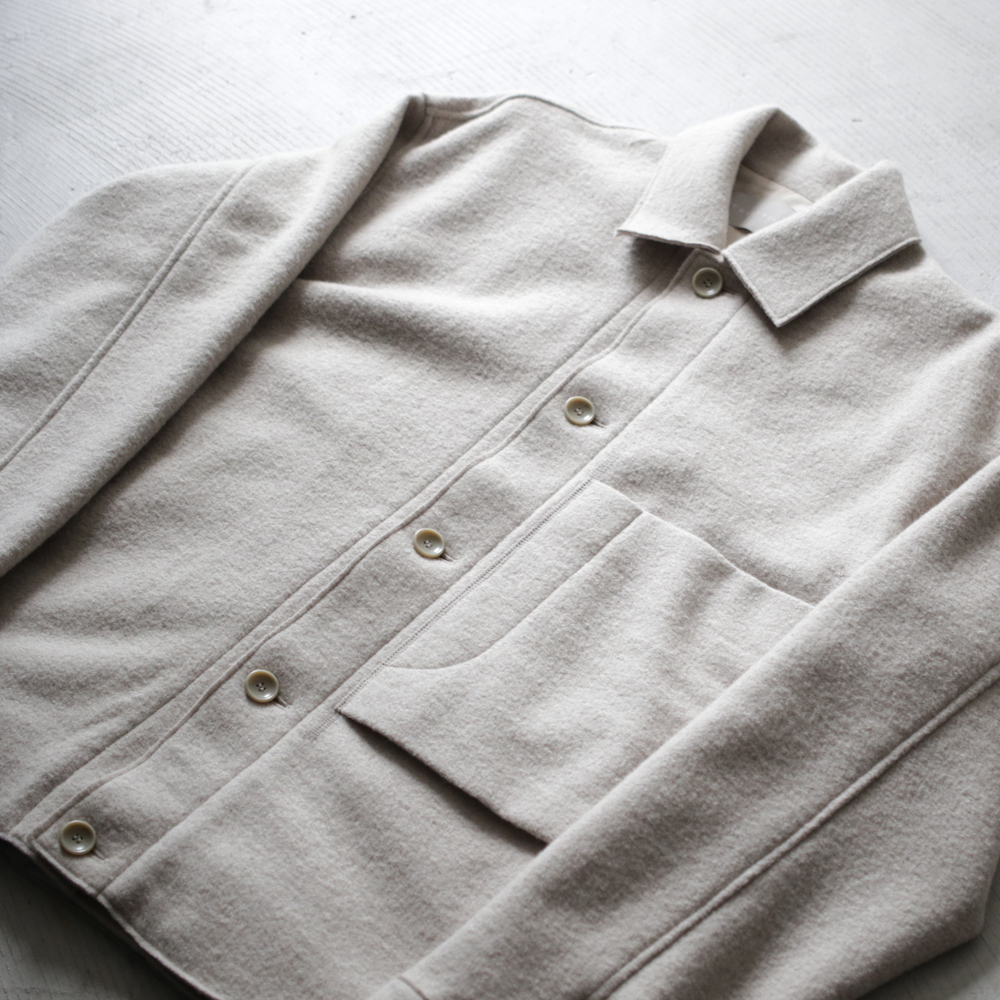 COMPRESSED WOOL CROPPED JACKET | JOURNAL | The Weft CURLY&Co. HEAD STORE